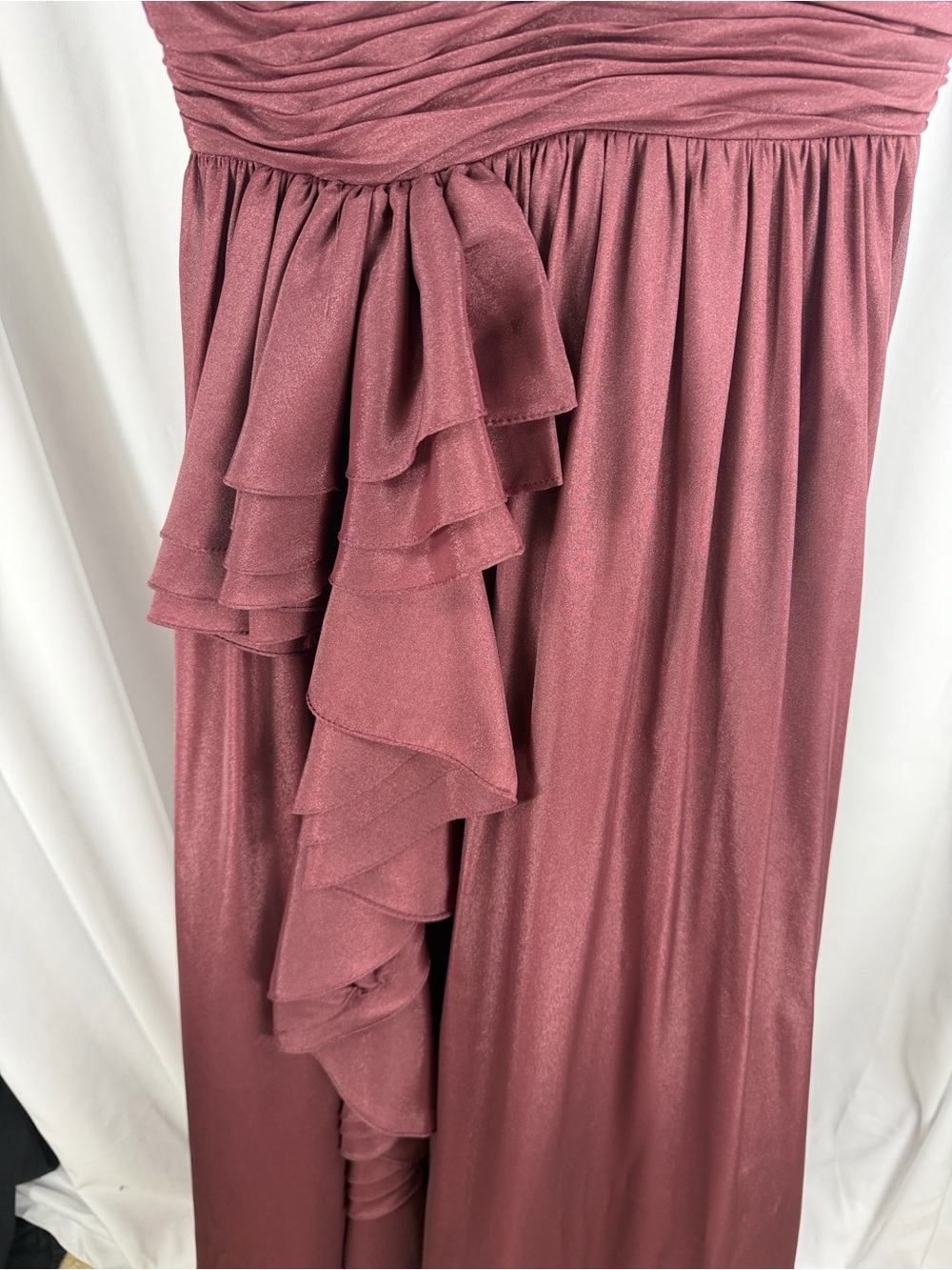 NWOT Xscape Ruffled Formal Evening Gown in Burgundy/Wine - Picture 9 of 12